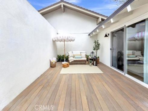 503  Vista Grande  , Newport Beach, CA