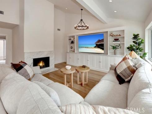 503  Vista Grande  , Newport Beach, CA