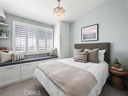 2209  Vista Huerta  , Newport Beach, CA