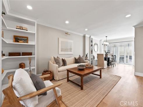 2209  Vista Huerta  , Newport Beach, CA