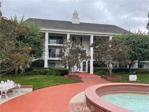 101  Scholz  123  Plaza, Newport Beach, CA