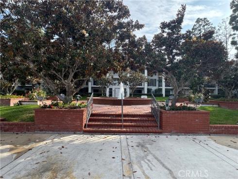 101  Scholz  123  Plaza, Newport Beach, CA