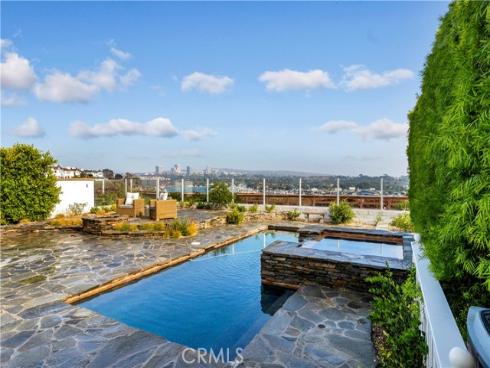 31  Cape Andover  , Newport Beach, CA