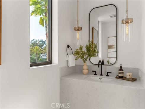 4261  Uptown Newport Drive  1 , Newport Beach, CA