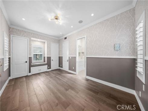 58  Victoria  , Newport Beach, CA