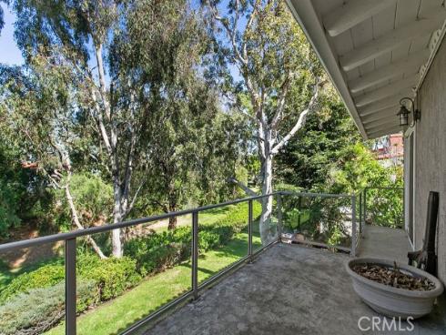 338  Vista Madera  , Newport Beach, CA