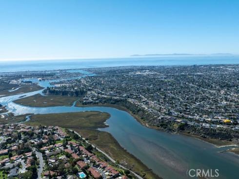 338  Vista Madera  , Newport Beach, CA