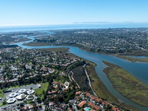 338  Vista Madera  , Newport Beach, CA