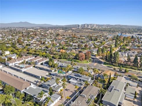 1008  Buckingham  17  Lane, Newport Beach, CA