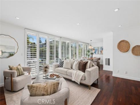 1008  Buckingham  17  Lane, Newport Beach, CA
