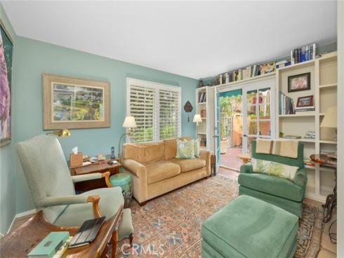 124  Via Quito  , Newport Beach, CA