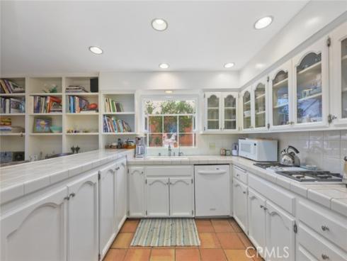 124  Via Quito  , Newport Beach, CA