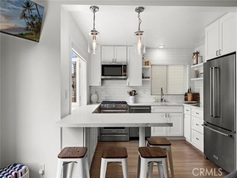 207  40th   Street, Newport Beach, CA