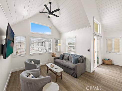 207  40th  2  Street, Newport Beach, CA