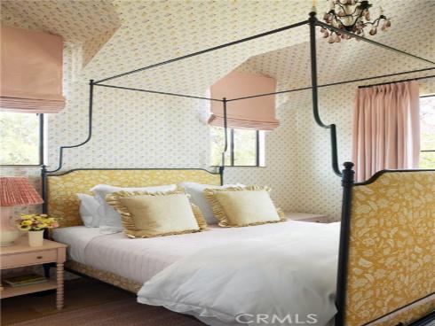 2571  Vista  , Newport Beach, CA