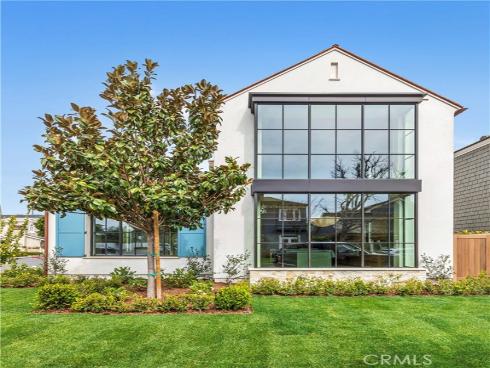 2571  Vista  , Newport Beach, CA
