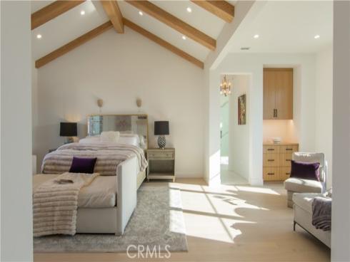 600  Powell Place  , Newport Beach, CA