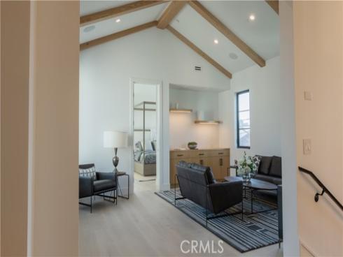 600  Powell Place  , Newport Beach, CA