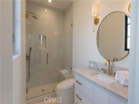 600  Powell Place  , Newport Beach, CA