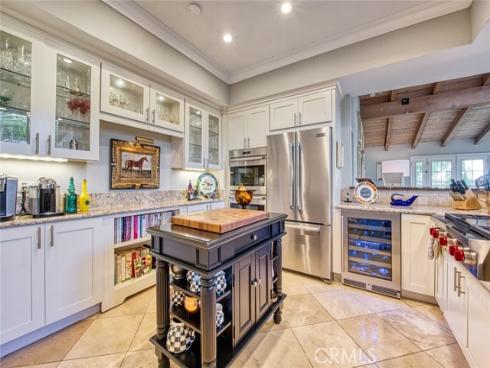 2134  Vista Entrada  , Newport Beach, CA