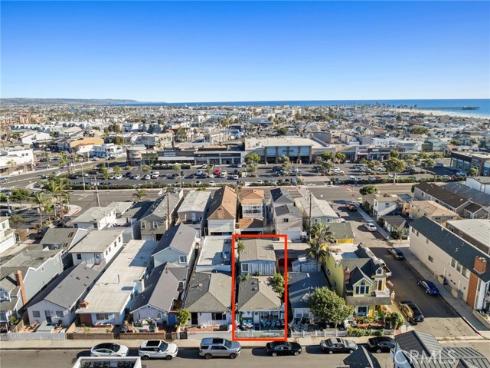 304  33rd Street  , Newport Beach, CA