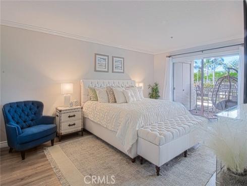 220  Nice  215  Lane, Newport Beach, CA