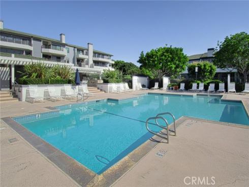 220  Nice  215  Lane, Newport Beach, CA