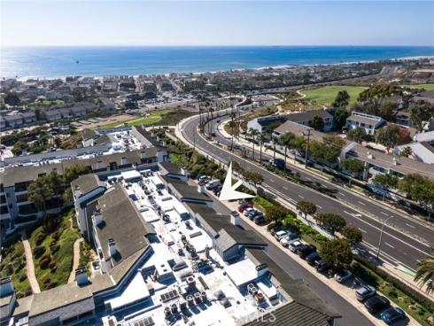 220  Nice  215  Lane, Newport Beach, CA