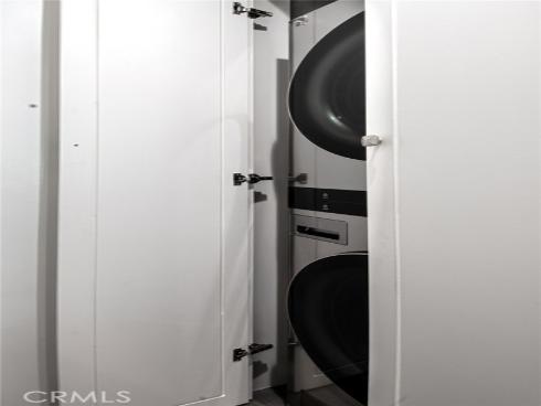 220  Nice  215  Lane, Newport Beach, CA