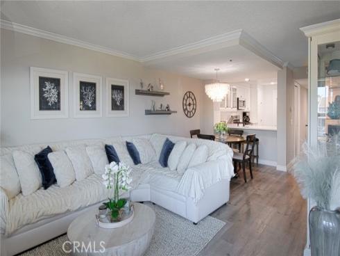 220  Nice  215  Lane, Newport Beach, CA