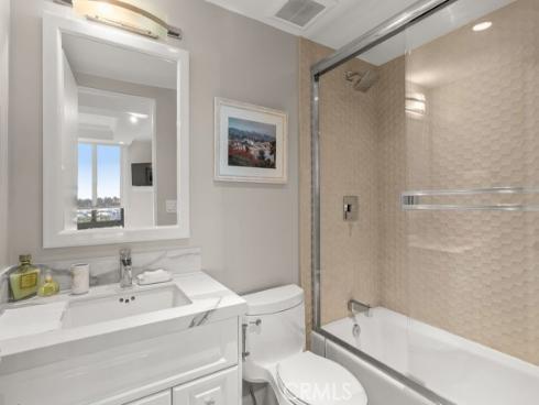 601  Lido Park  1D  Drive, Newport Beach, CA