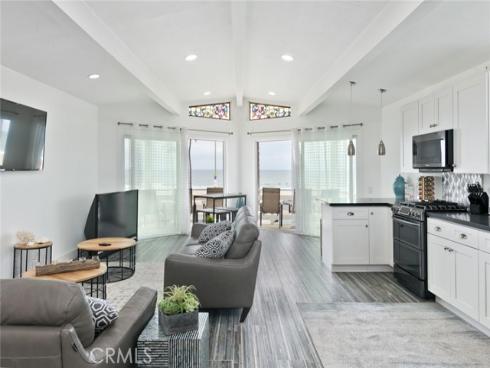 2212 W Oceanfront  , Newport Beach, CA