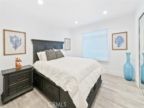 2212 W Oceanfront  , Newport Beach, CA