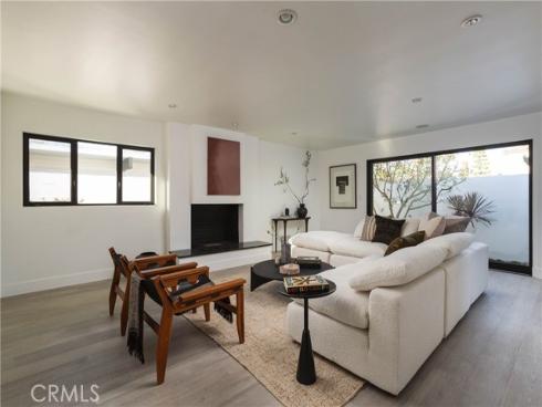 1001  Nottingham   Road, Newport Beach, CA