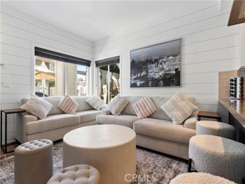 410  Clubhouse  , Newport Beach, CA