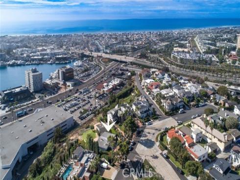 2953  Cliff Drive  , Newport Beach, CA