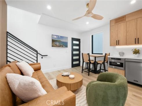 128  39th  , Newport Beach, CA