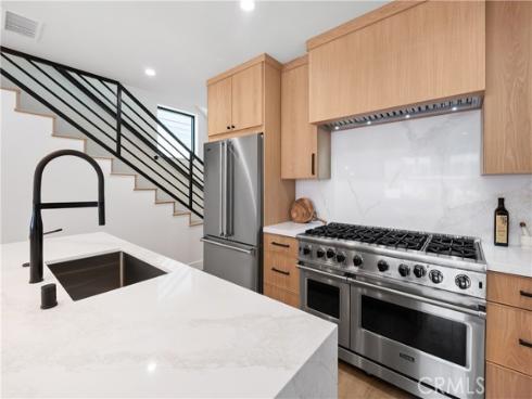 128  39th  , Newport Beach, CA