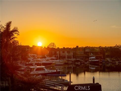 660  Harbor Island   Drive, Newport Beach, CA