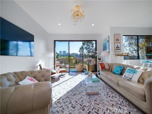 67  Sea Island   Drive, Newport Beach, CA