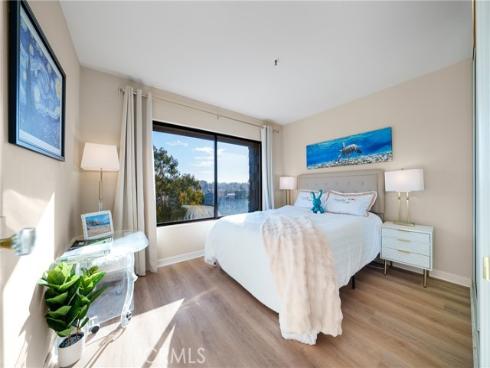 67  Sea Island   Drive, Newport Beach, CA