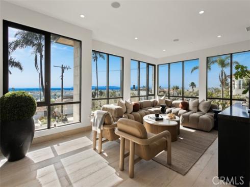 1210  Kings Rd  , Newport Beach, CA