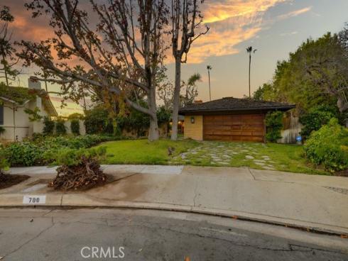 700  Aleppo   Street, Newport Beach, CA