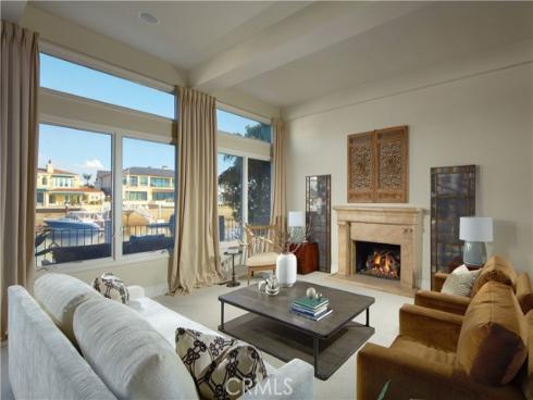 8  Linda Isle  , Newport Beach, CA