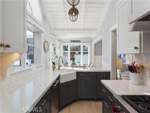 104  Onyx   Avenue, Newport Beach, CA