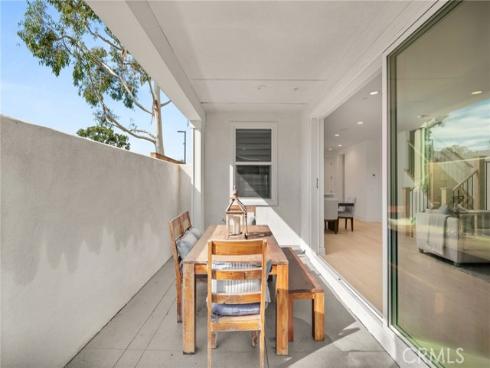 2127  Cresta  , Newport Beach, CA