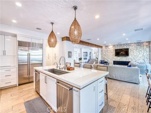 17  Palazzo  , Newport Beach, CA