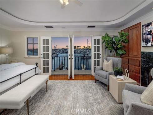 339  Via Lido Soud  , Newport Beach, CA