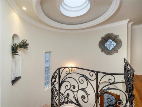 339  Via Lido Soud  , Newport Beach, CA