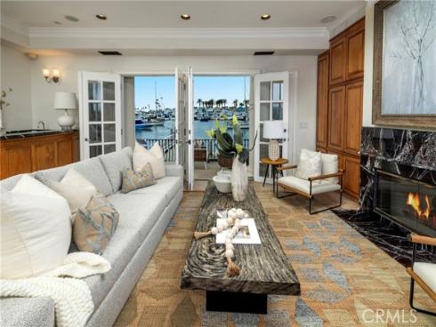 339  Via Lido Soud  , Newport Beach, CA